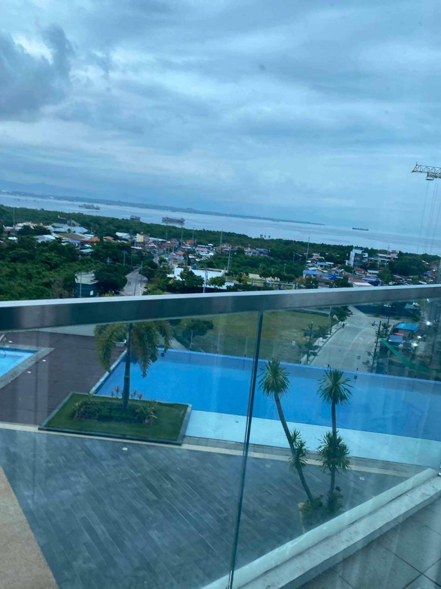 Mactan Newtown Beach Condo 麦克坦 外观 照片